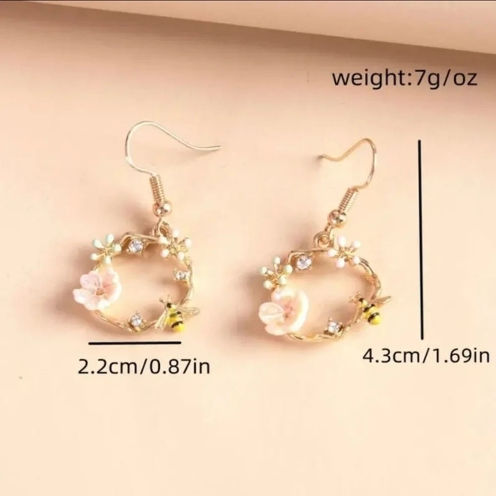 14K Gold Plated Bee Flower Dangle Earrings‎ with Pink Pearl's and Cubic Zirconia